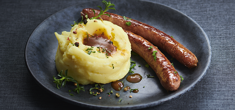 Saucisses aligot et jus concentré